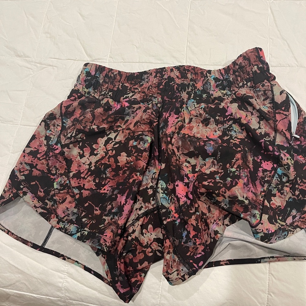 Lululemon track that 5 inch short